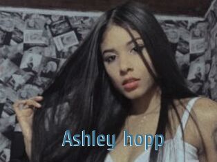 Ashley_hopp