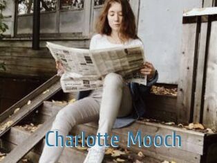Charlotte_Mooch