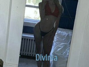 Divinia