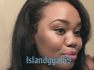Islandgyal69