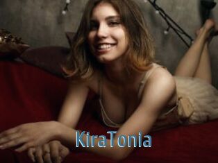 KiraTonia