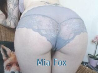 Mia_Fox