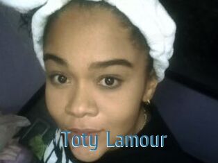 Toty_Lamour