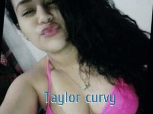 Taylor_curvy
