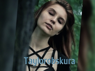 Taylorobskura